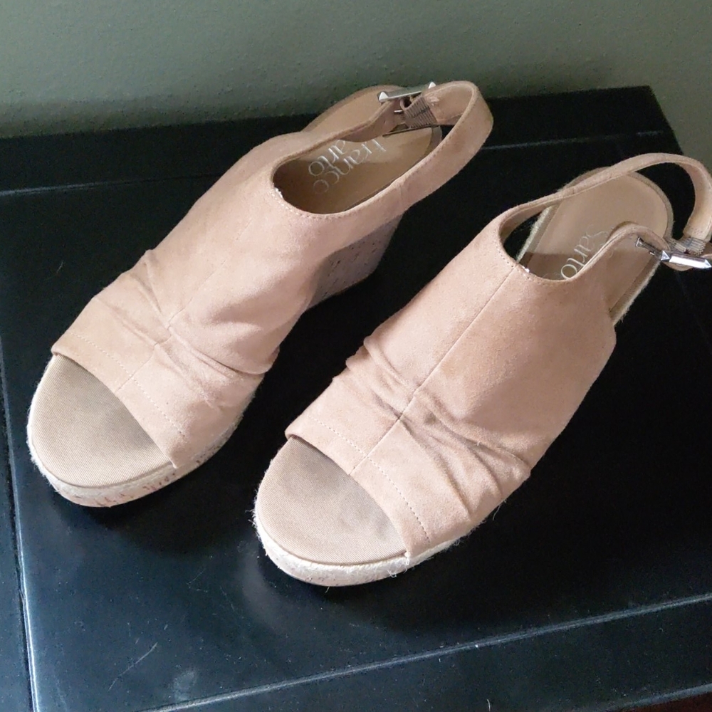 Franco Sarto wedge